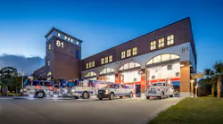 De Land Fs81 Ext Entrance 02