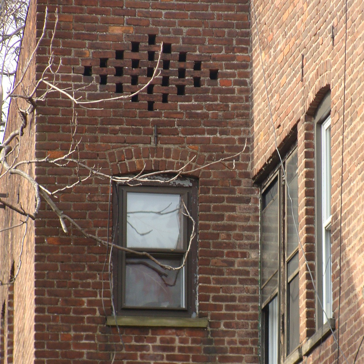 The cockloft is the void space that&rsquo;s located above the ceiling of top floor and below the roof deck of an ordinary construction building. Cocklofts that are vented can provide a visible cue as to their size; otherwise the location of scuppers on the roof below the parapet might provide an estimate as to the size of the cockloft and the parapet.