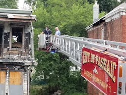 There are different variations of aerial platforms and aerial buckets depending on the manufacturer, but the operational considerations are very similar. There are different variations of aerial platforms and aerial buckets depending on the manufacturer, but the operational considerations are very similar.