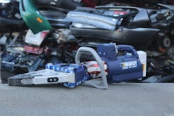 The limited edition E3 Hero Spreader is available in two tools from the eDRAULIC® 3.0 line – the SP 555 E3 Spreader and SP 777 E3 Spreader. The limited edition E3 Hero Spreader is available in two tools from the eDRAULIC® 3.0 line – the SP 555 E3 Spreader and SP 777 E3 Spreader.