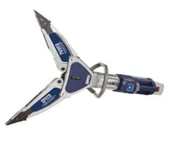 With a maximum opening width of 40 inches, the M40 is the widest, battery-operated spreader in the market today. With a maximum opening width of 40 inches, the M40 is the widest, battery-operated spreader in the market today.