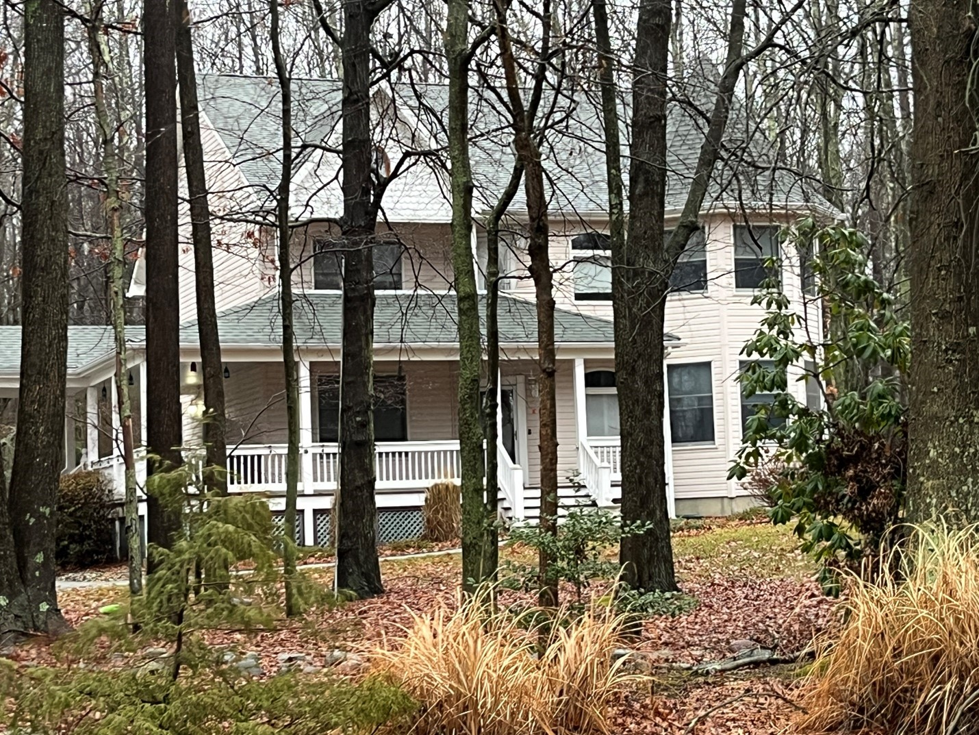 Departments that normally respond to areas that have ample hydrants, few setbacks from the street and common utility control capabilities might struggle with the rules of engagement in a more rural setting.