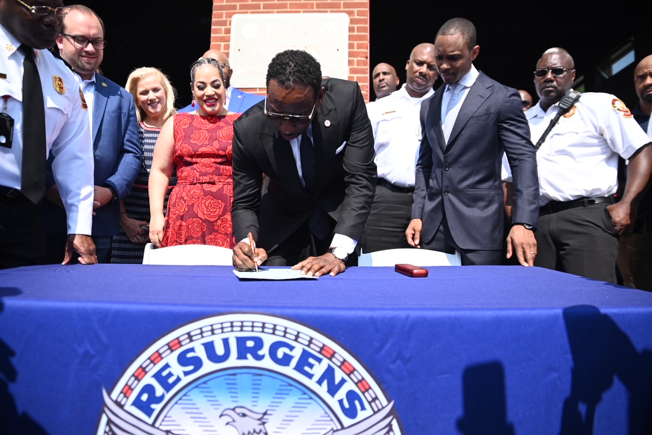 Today at a ceremonial signing by The Honorable Mayor Andre Dickens, $1.66M was donated by members of Atlanta City Council to the Atlanta Fire Rescue Foundation (AFRF) in support of infrastructure improvements to fire stations.