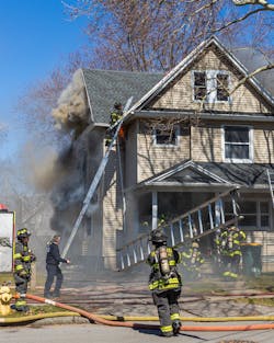 Jon Tenca 3 26 23 Rochester, Ny Two Alarm House Fire Pic 7