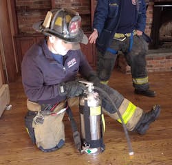 Work on your movement with the can (crawl, walk and run methods) in perfect conditions, because at a good fire you won’t walk in; you’ll be low. Work on your movement with the can (crawl, walk and run methods) in perfect conditions, because at a good fire you won’t walk in; you’ll be low.