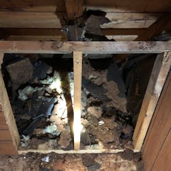 There usually aren’t fire stops that lead to the rafter or truss space above a knee wall. This allows smoke and fire to spread overhead and potentially to the other knee wall void that’s on the opposite side of the structure. There usually aren’t fire stops that lead to the rafter or truss space above a knee wall. This allows smoke and fire to spread overhead and potentially to the other knee wall void that’s on the opposite side of the structure.