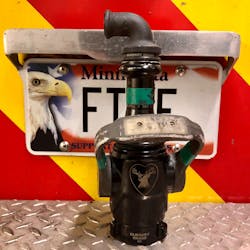 A bent-tip nozzle works well to flow into a void. A bent-tip nozzle works well to flow into a void.