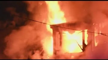 2 brothers dead, parents injured in West Islip house fire: police