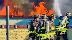 FDNY BOX 7254 ~ FDNY BATTLING MAJOR 5TH ALARM FIRE IN A MULTIPLE DWELLING ON 47TH AVENUE IN QUEENS