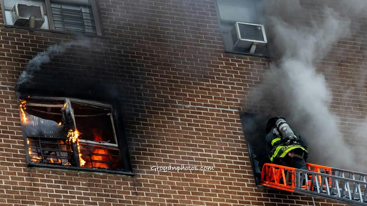 First Due FDNY High Rise Fire Brownsville Brooklyn