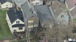 Flashover at Chicago House Fire Prompts Mayday Call