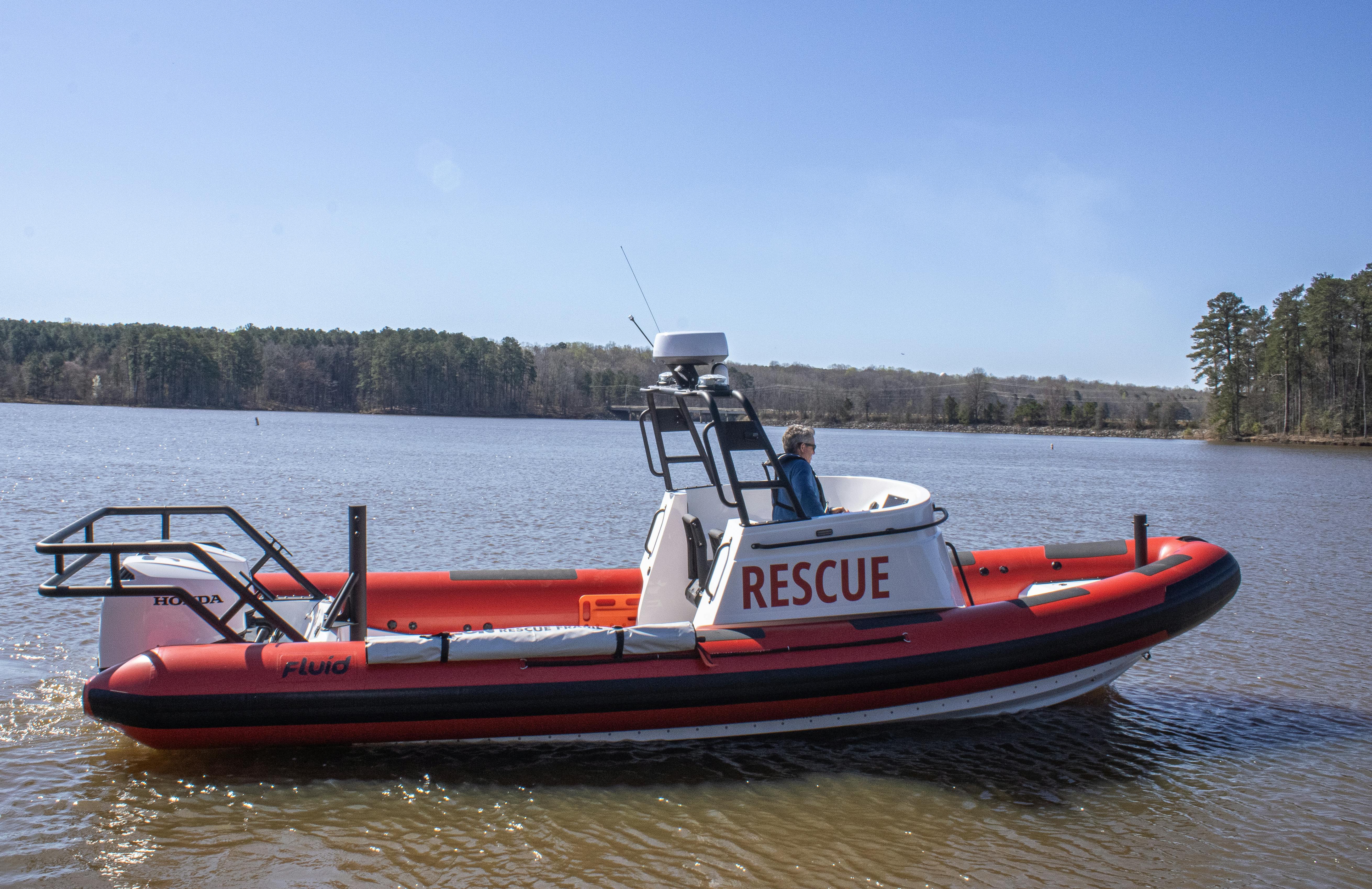Fluid Watercraft's SAR 26 is a comprehensive mission workhorse designed to take on the toughest missions with safety and reliability.