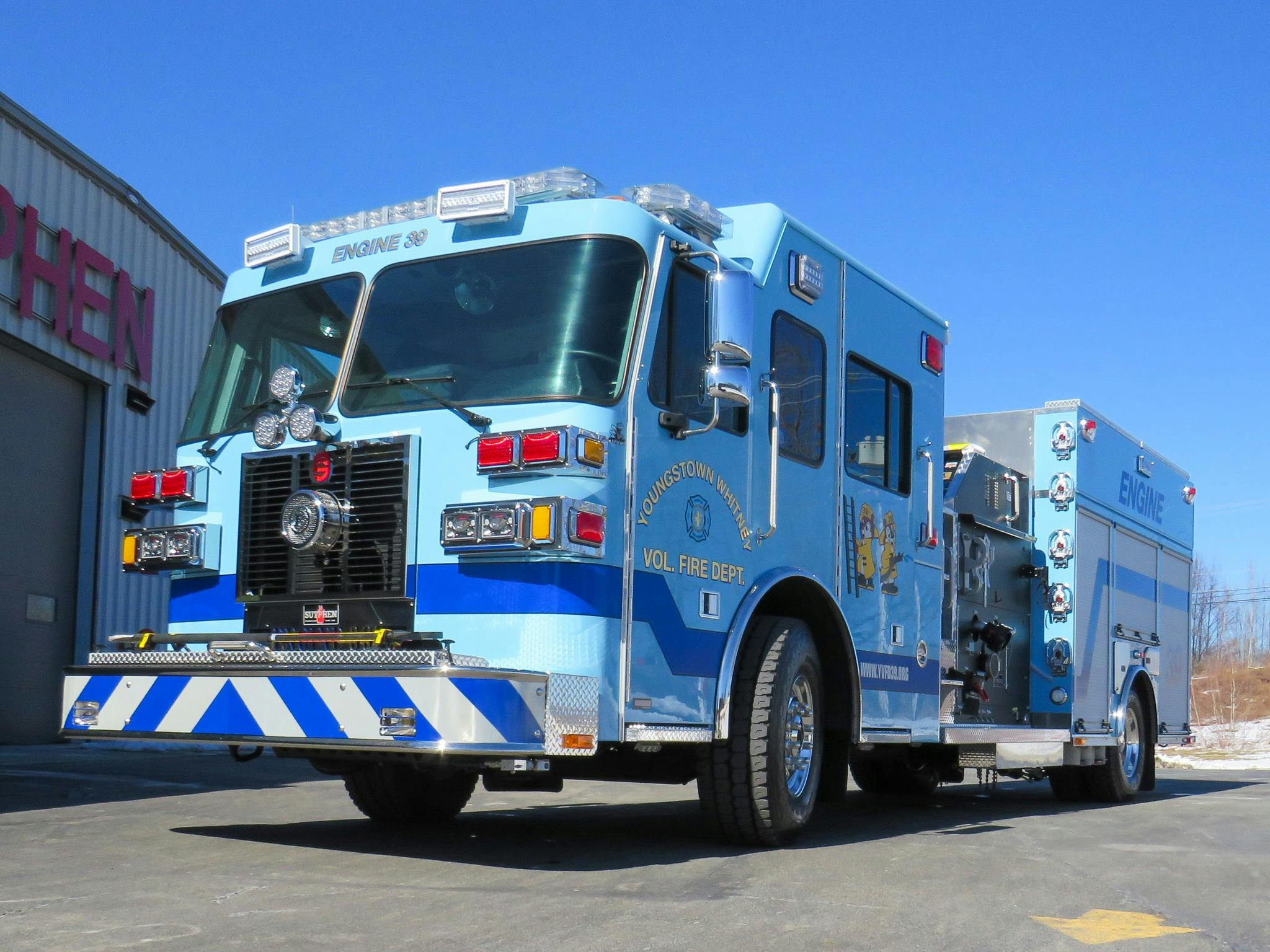 Sutphen built this pumper for the Youngstown Whitney Volunteer Fire Department in Youngstown, PA.