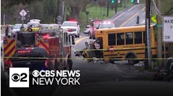 5 students hurt after school bus crashes in New York