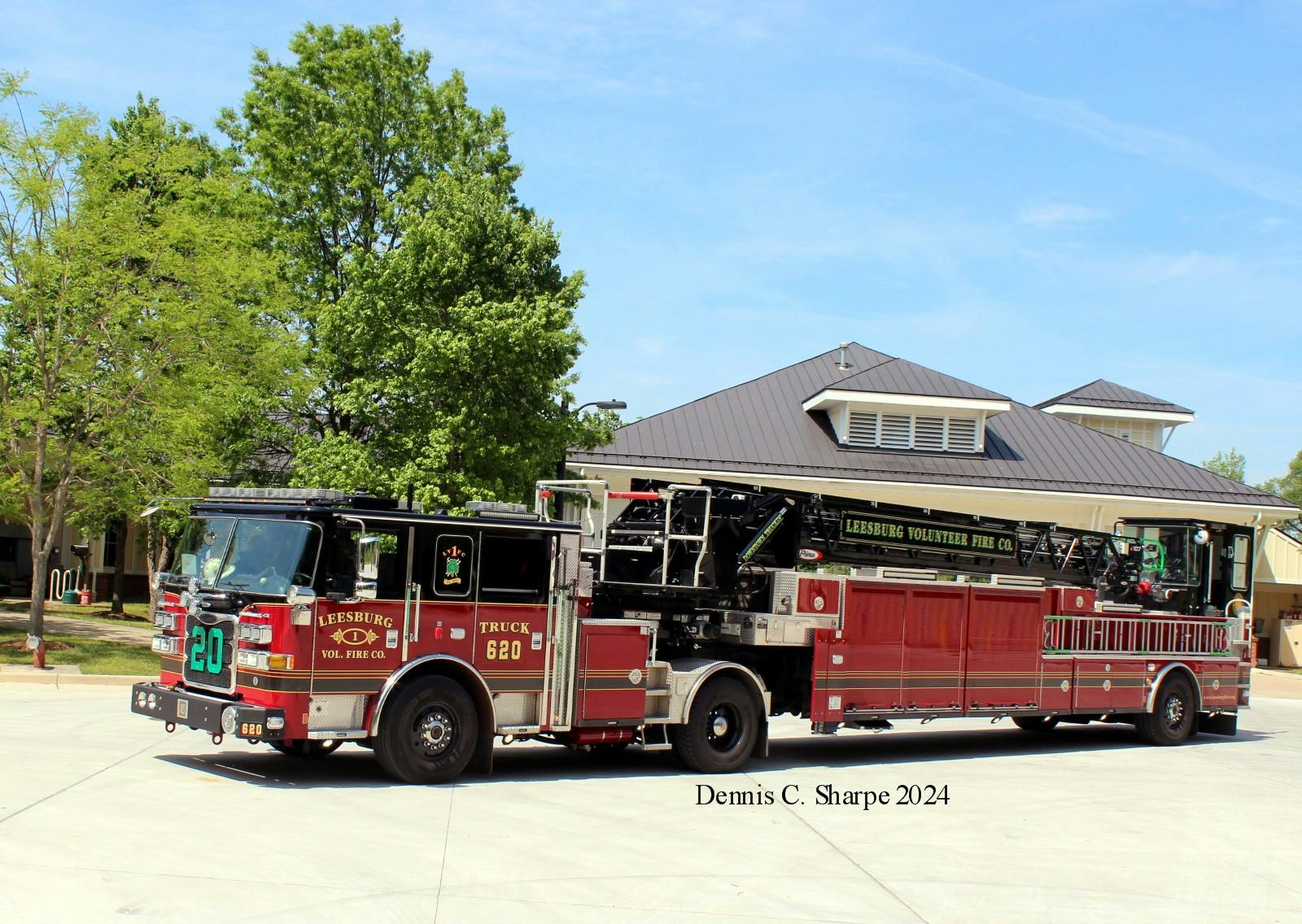 The Leesburg Volunteer Fire Company has placed this 107-foot Pierce Ascendant tractor-drawn aerial into service.