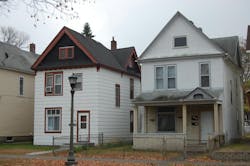 An offset window indicates the probably location of the stairs as well as the likely layout of the upstairs hallway and rooms. An offset window indicates the probably location of the stairs as well as the likely layout of the upstairs hallway and rooms.