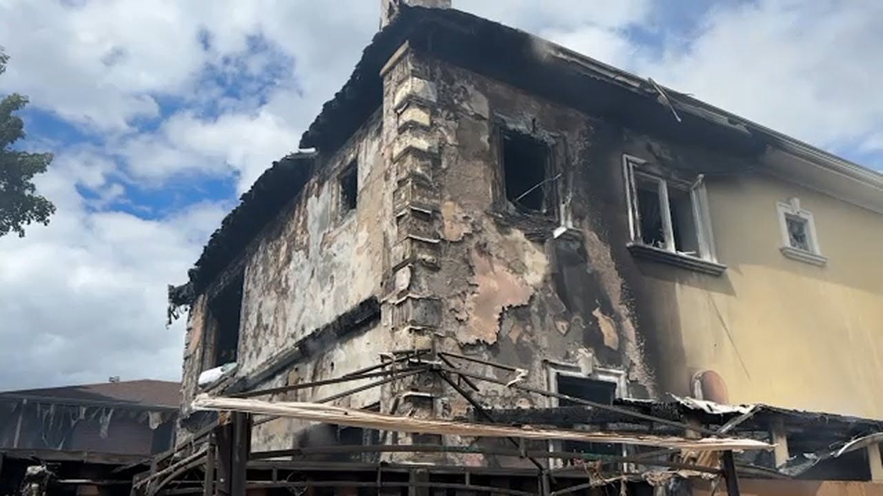 Fire tears through home, surrounding property in Queens
