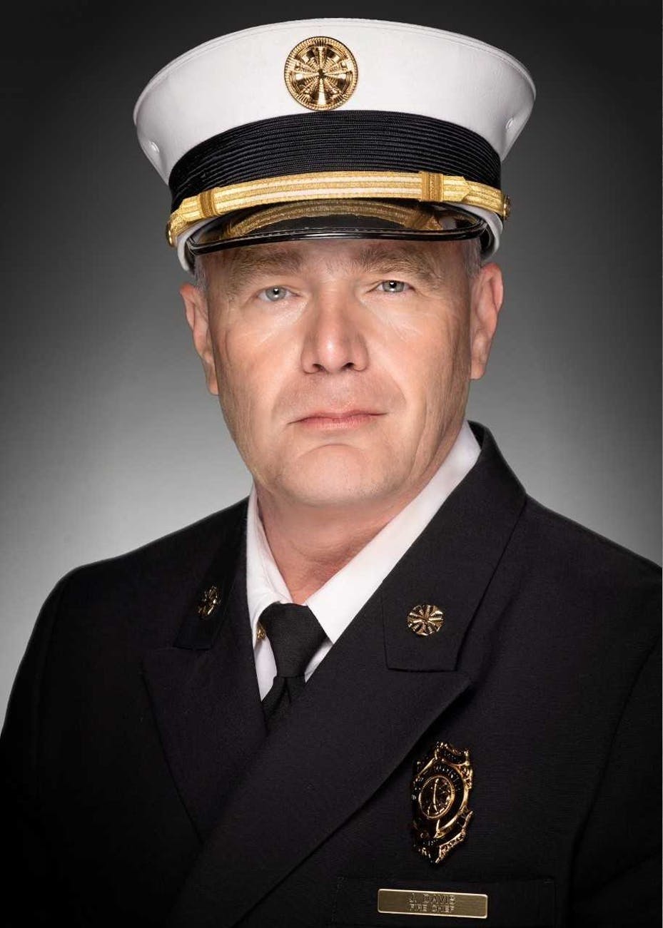 6679c5f4fb1e75680263b265 Jim Davis Ai Author Pic