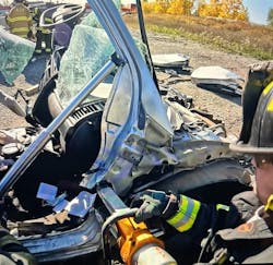 As the ram maxes out, the spreader takes over and continues to displace the dash. As the ram maxes out, the spreader takes over and continues to displace the dash.