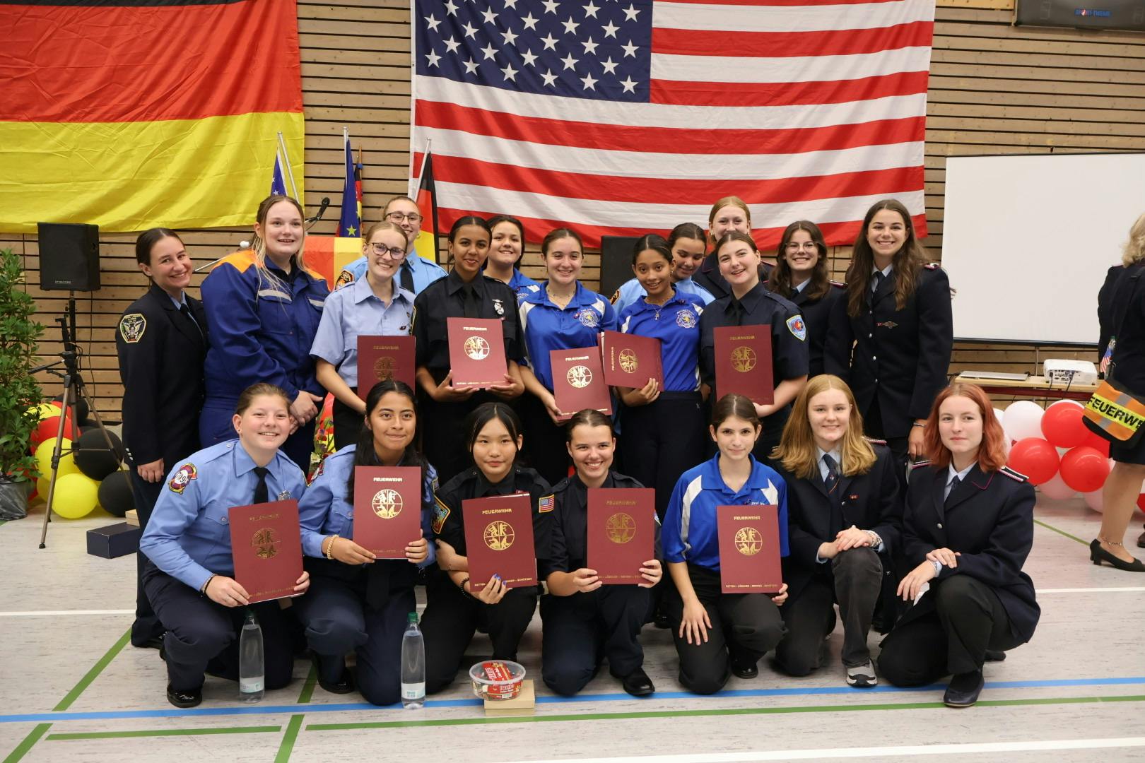 All 30 participants of the exchange programs were able to receive various levels of the German Youth Flame Award.