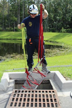 Human live traps can be baited, lowered and retrieved without directly contacting the animal or requiring entry of a rescuer. Human live traps can be baited, lowered and retrieved without directly contacting the animal or requiring entry of a rescuer.