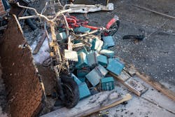 A firefighter and three residents were injured in a fire caused by e-bike batteries A firefighter and three residents were injured in a fire caused by e-bike batteries