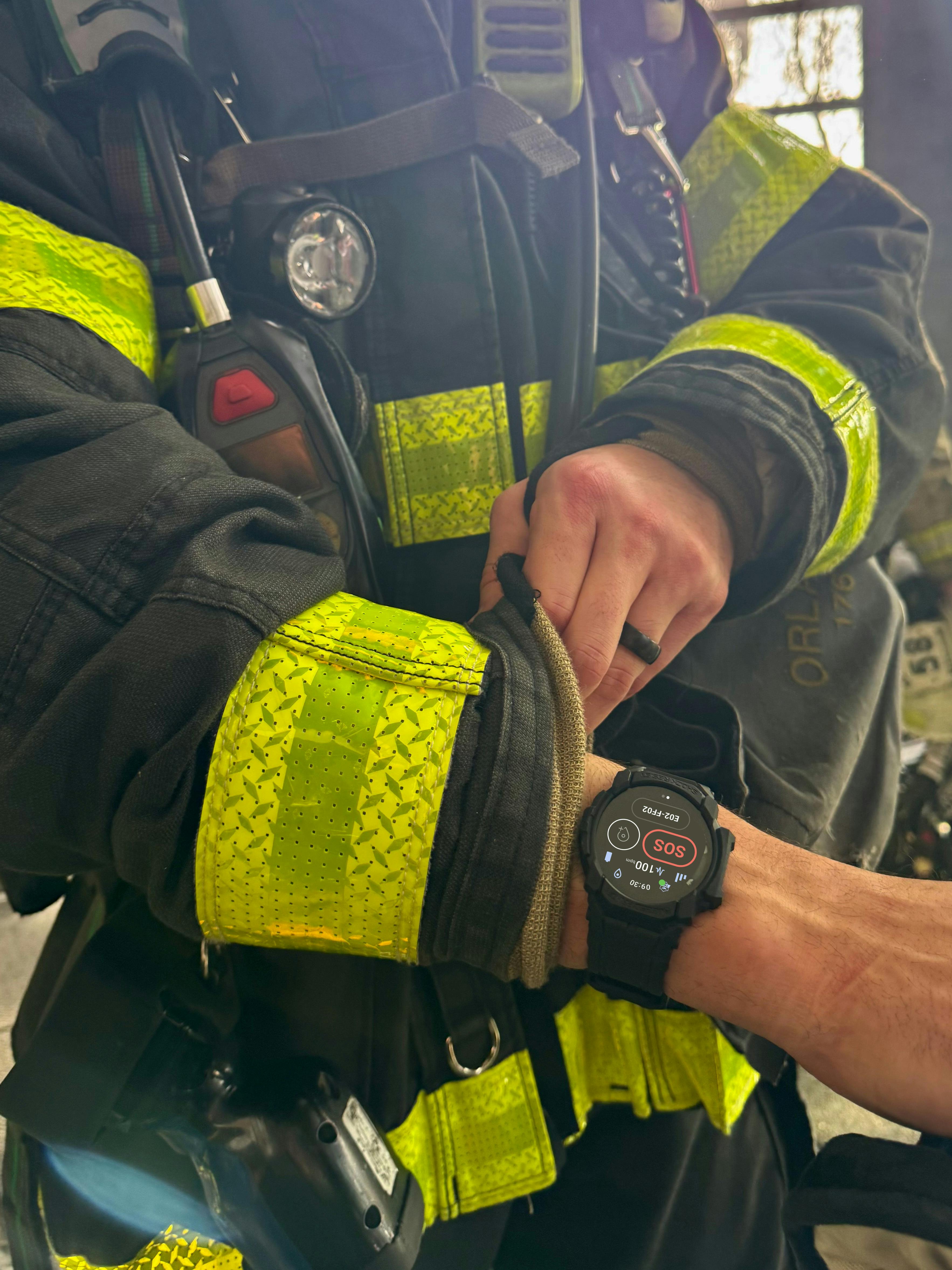 The location tracking function of Ascent Integrated Tech&rsquo;s system, which is paired with Samsung&rsquo;s Galaxy Watch7, doesn&rsquo;t require predeployed equipment at an emergency scene.