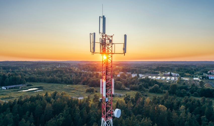 FirstNet Expands Public Safety&rsquo;s Dedicated Connectivity