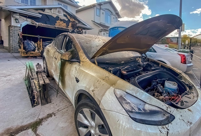 During research by UL’s Fire Safety Research Institute and the Fire Protection Research Foundation, it was found that flaming was eliminated when a fire blanket was used on electric vehicle fires but it resulted in the continued release and accumulation of flammable battery gases that create an explosion hazard.