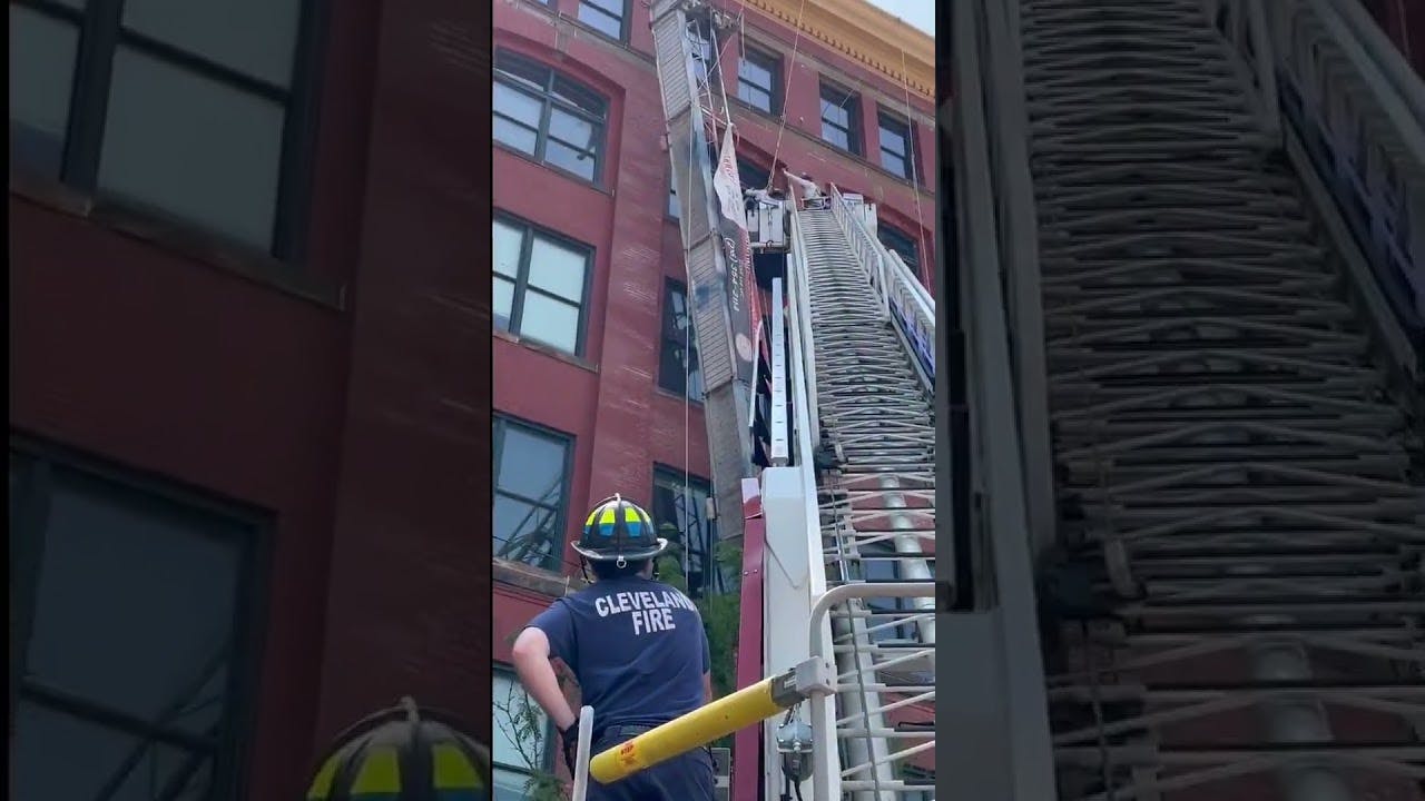 WATCH: Cleveland firefighters rescue workers hanging from collapsed scaffolding downtown