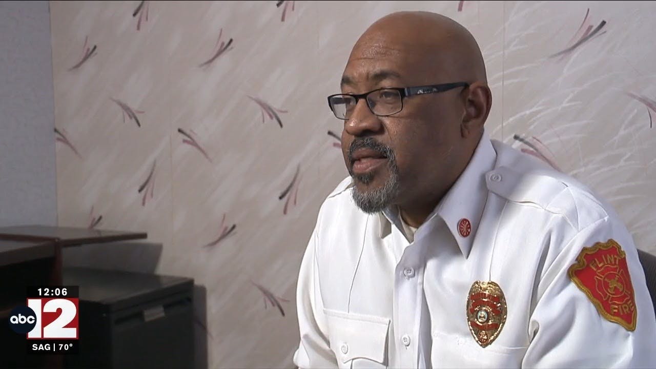 Former Flint fire chief settling wrongful termination lawsuit