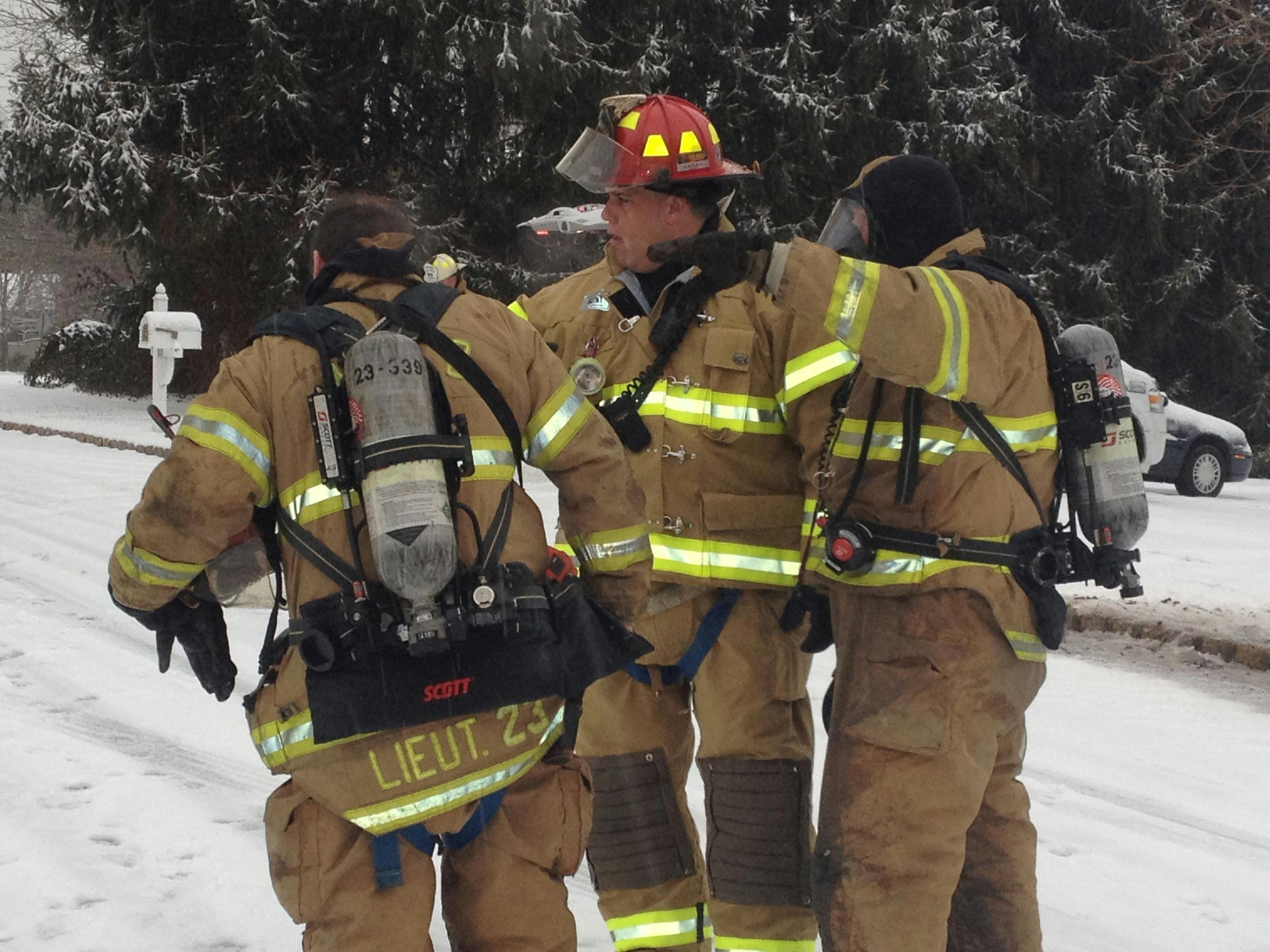 Information that incident commanders (ICs) can&rsquo;t gather from their position must be communicated to them as quickly as possible by officers who coordinate operations within a structure/building.