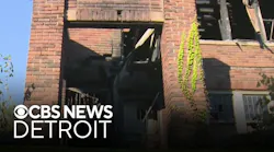 1 dead, firefighter injured, in Detroit house fire