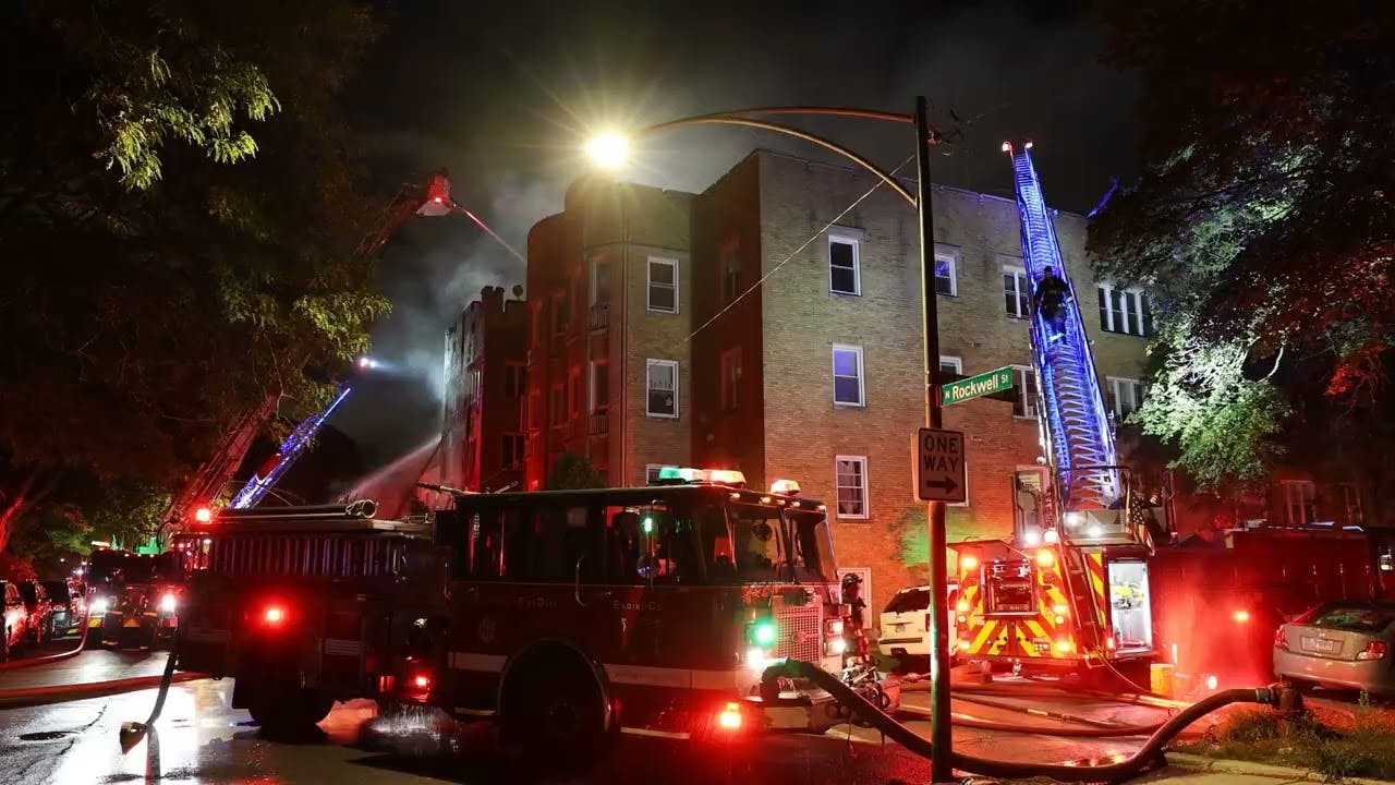 At Least Three Dead, Several Hurt in Chicago Apartment Building Blaze ...