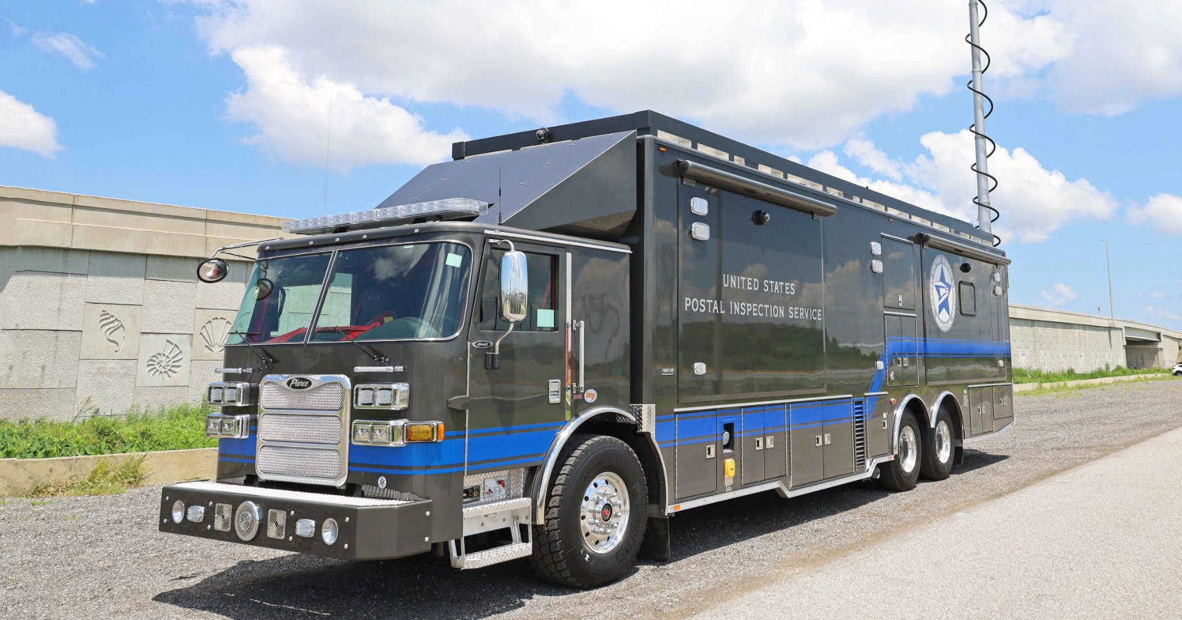 Frontline Communications' Advanced Mobile Command Vehicle Joins IACP 2025 in Denver