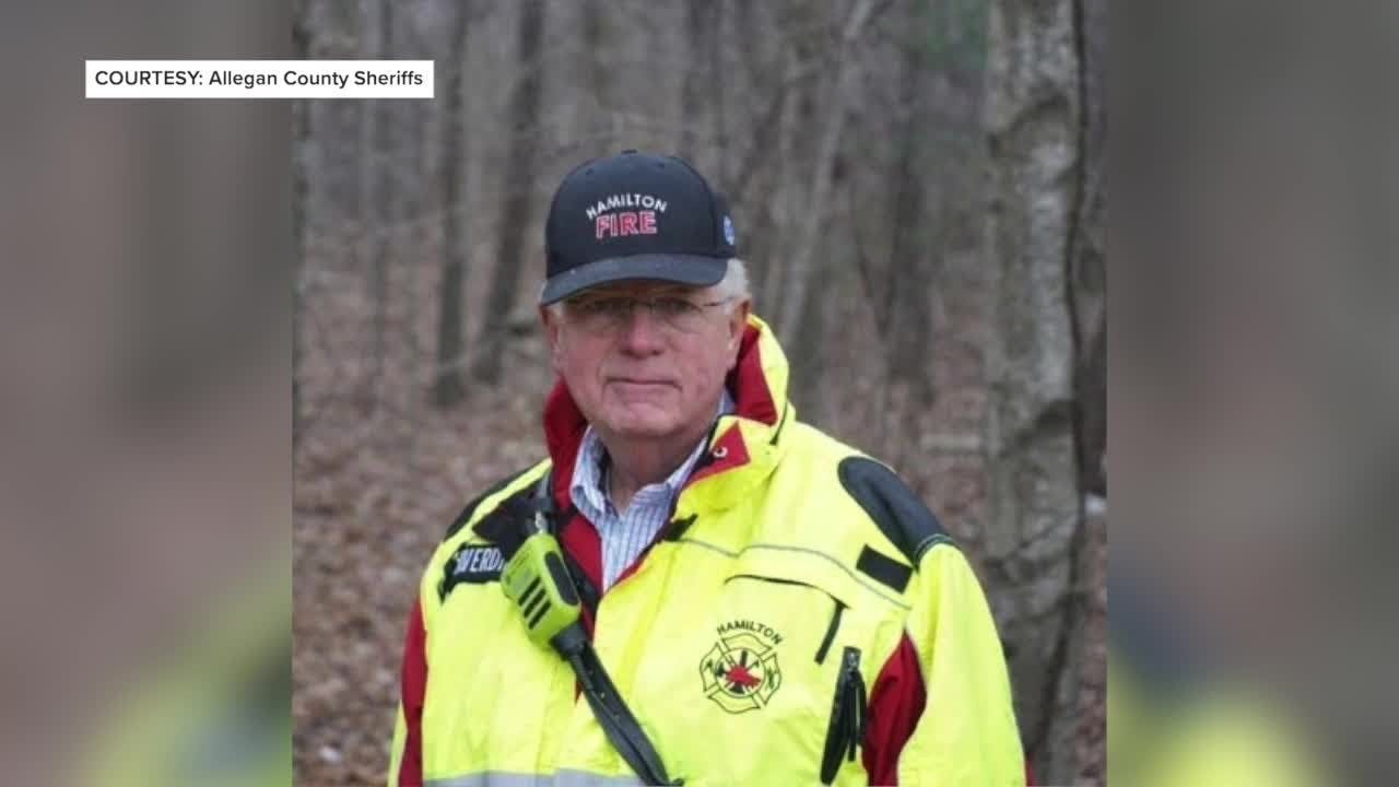 Hamilton Fire Chief struck by vehicle while on incident, passes away 74 years old