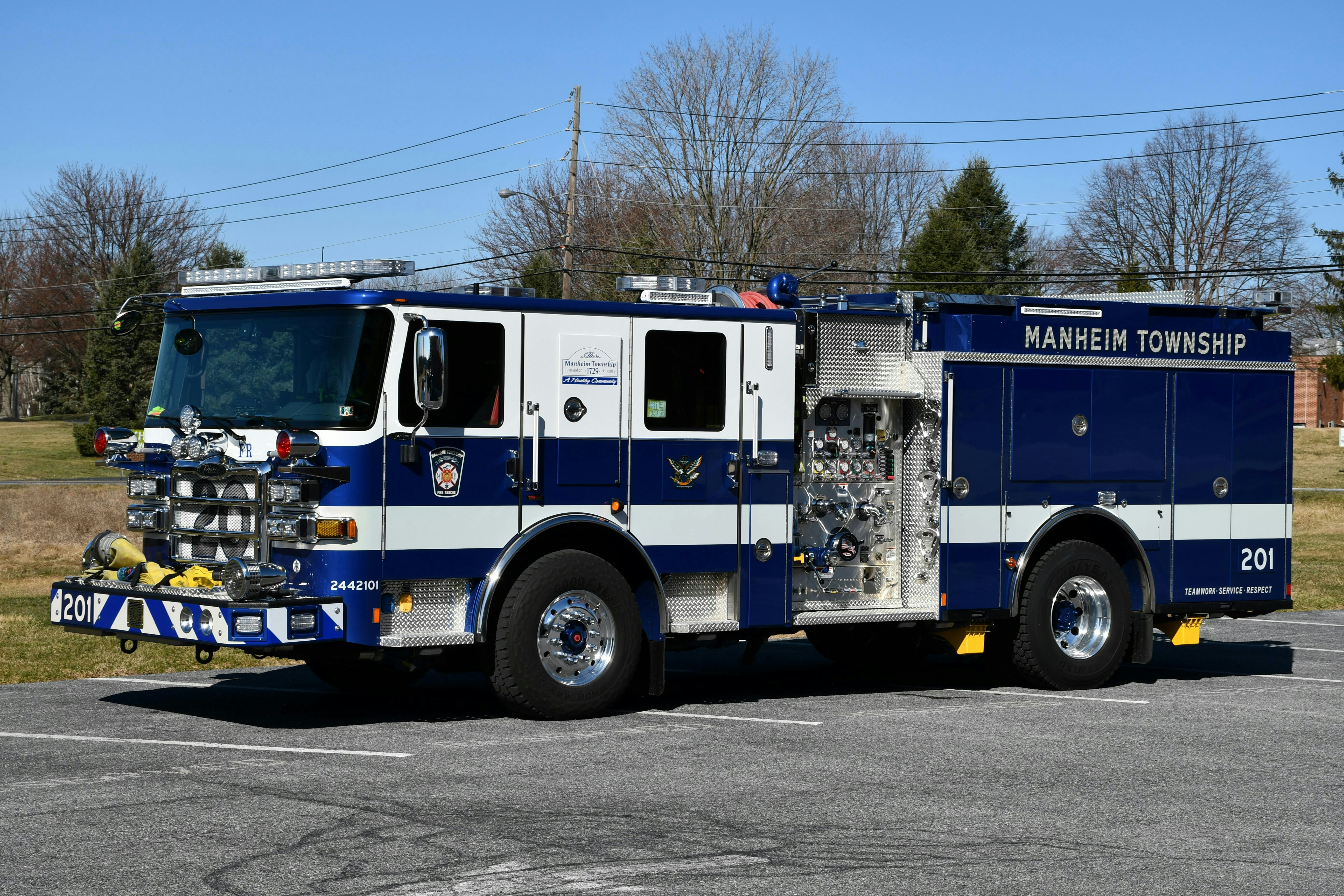 Engine 201 of Manheim Township Fire Rescue (MTFR), which is located in Lancaster County, PA, is a 2024 Pierce Enforcer that has a short wheelbase and an overall length of 29 feet, 8 inches. The rig is equipped with three rear-body, 2&frac12;-inch discharges and a 5-inch rear intake. The aluminum body is 140 inches long.
