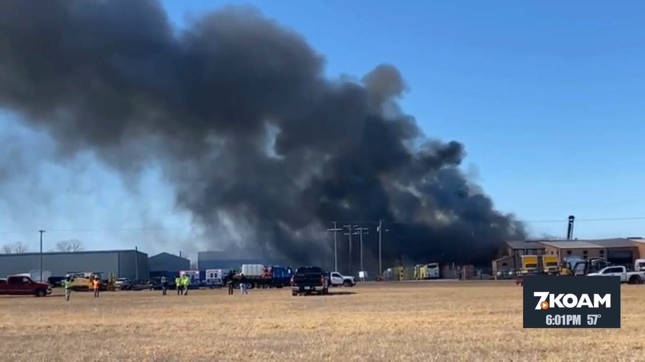 Commercial fire injures crew members in Jasper County