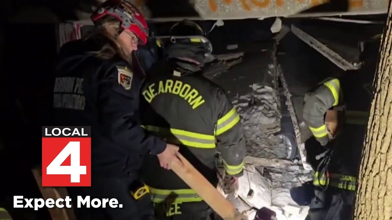 &lsquo;Cocoon&rsquo; of debris helps save driver in Dearborn garage collapse