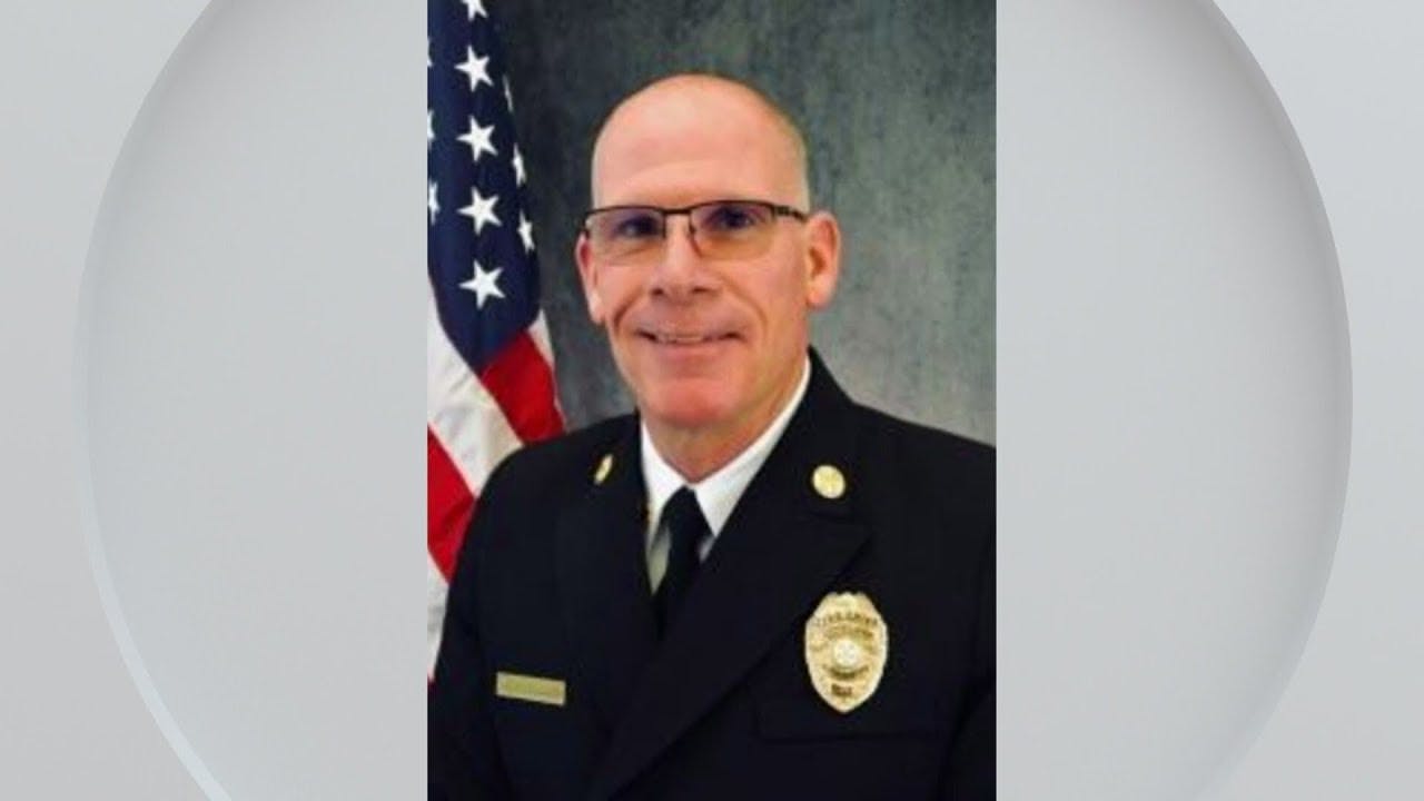 City unanimously passes notice of intent to fire Northern Colorado fire chief