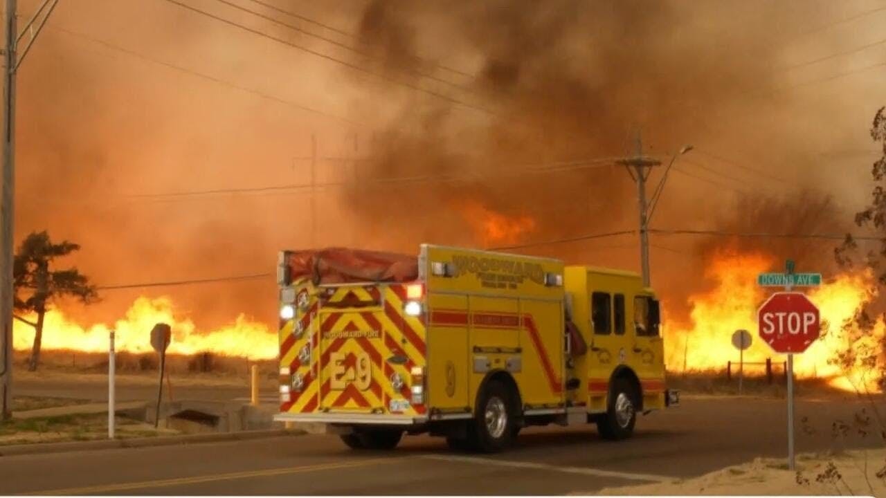 Extreme weather fuels wildfires in multiple states, burning thousands of acres