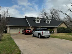 In true 1½-story legacy houses, the voids run parallel to the ridge and usually the length of the house. In true 1½-story legacy houses, the voids run parallel to the ridge and usually the length of the house.