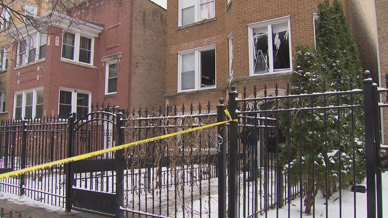 Chicago Firefighter Seriously Hurt at Building Fire