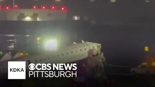 Two Pilots Dead after Jet Hits Fire Rig at LaGuardia Airport  | Firehouse