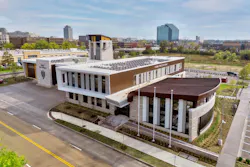 One aspect of creating opportunities for outreach and connection with the public was making Edina Community Health & Safety Center’s (ECHSC) exterior as welcoming as possible. It features warm natural stone and an activated façade that has multiple entry points. For the building’s primary street frontage, a projecting façade interacts with the streetscape; a significant canopy demarcates the main entrance. One aspect of creating opportunities for outreach and connection with the public was making Edina Community Health & Safety Center’s (ECHSC) exterior as welcoming as possible. It features warm natural stone and an activated façade that has multiple entry points. For the building’s primary street frontage, a projecting façade interacts with the streetscape; a significant canopy demarcates the main entrance.
