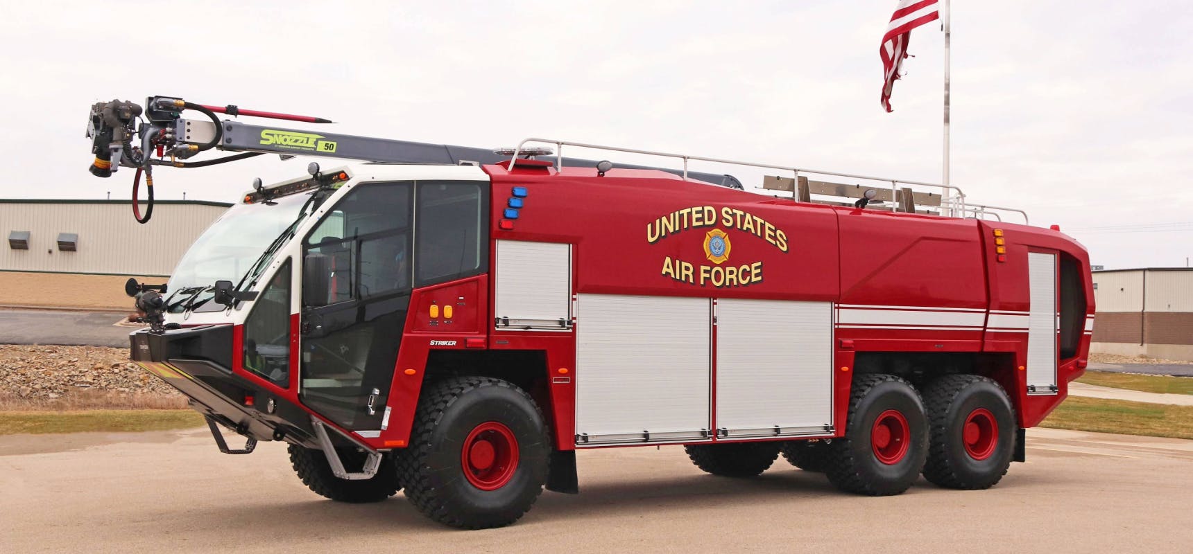 Oshkosh Airport Products to Showcase United States Air Force Striker at FDIC 2026
