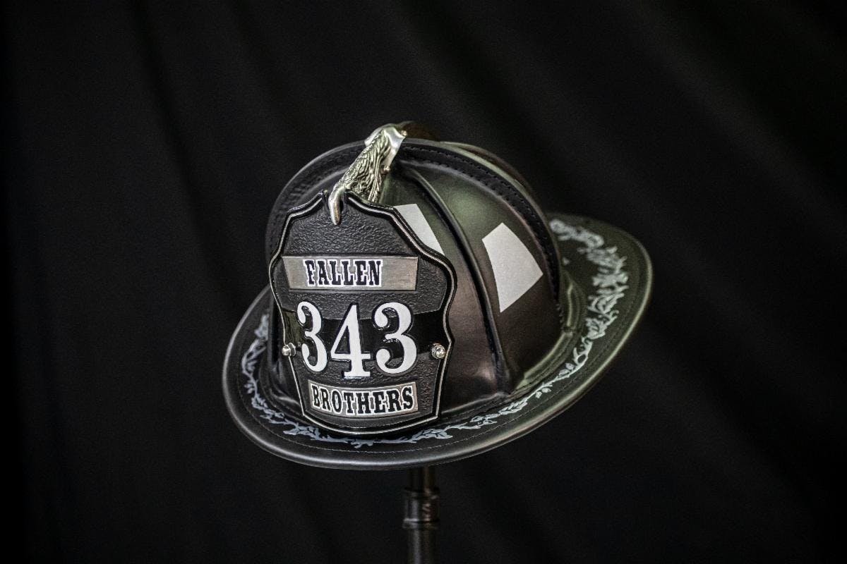 Phenix Fire Helmets Raise $20,000 for NFFF With Unique 9/11 Fire Helmet