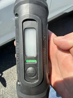 Midtronics xIM-100 EV Immobilizer LED indicators visible in direct sunlight