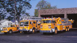 In 1977, Syracuse, NY, Fire Department (SFD) Station 2’s apparatus were (from left to right) Mini 2 (a 1973 International Pierce), Engine 2 (a 1973 Ward LaFrance 50-foot Telesquirt) and Truck 2 (a 1973 Sutphen 85-foot aerial tower). SFD truck companies didn’t operate as quints and carried 233 feet of ground ladders.