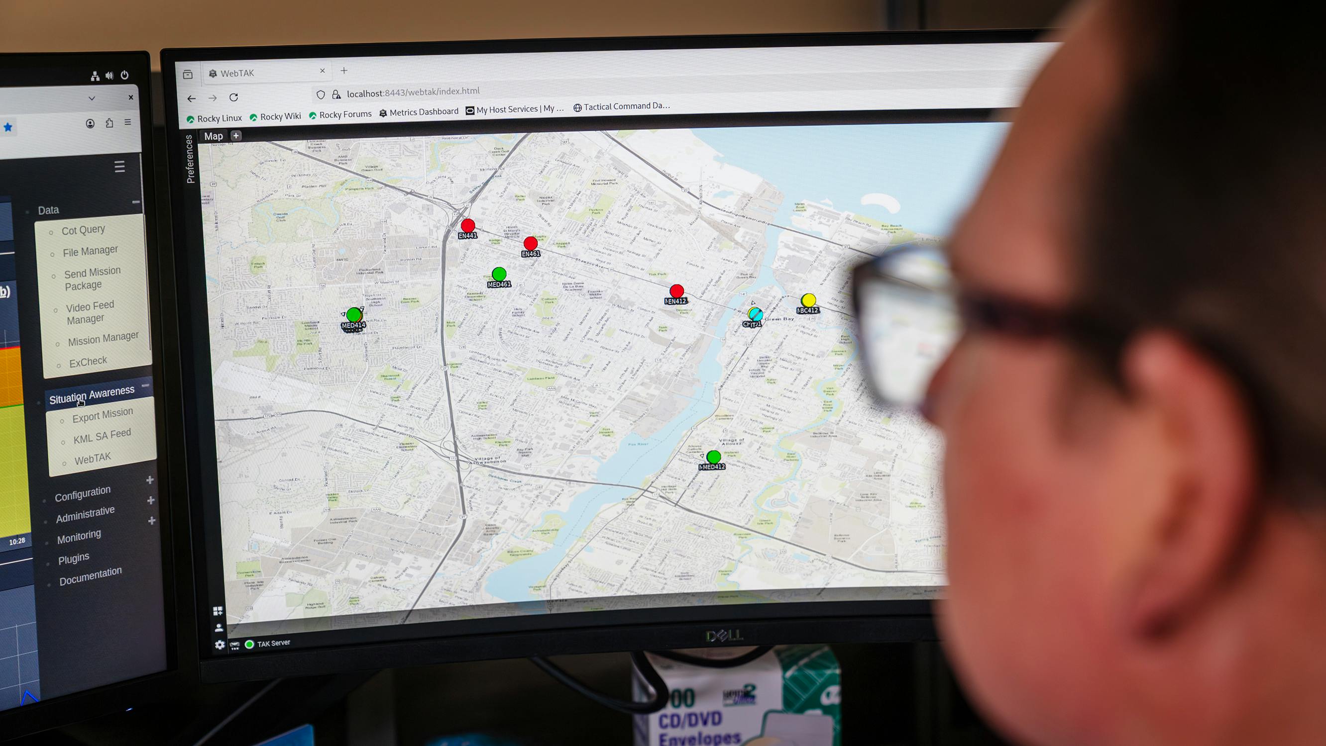 Before Green Bay Metro Fire launched TAK, they coordinating resources along marathon routes mostly on paper maps and pre-scheduled plans. Today, they use map overlays to determine the closest available unit.